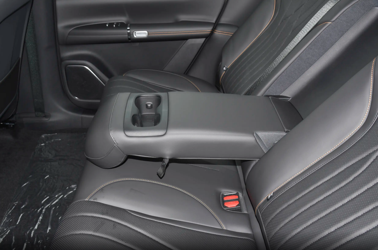15万级家用插混SUV，长安启源Q07与宋LDM谁更优？