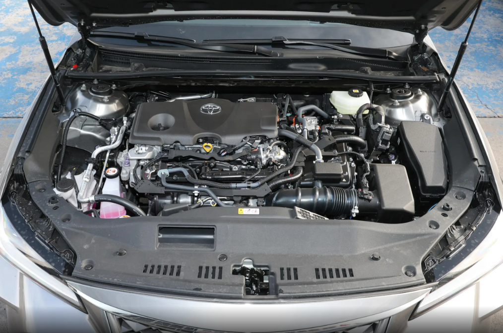 20万左右热门中型车如何选?大众帕萨特对比丰田亚洲龙