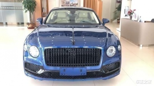 成都飞驰促销279万起 欢迎试乘试驾