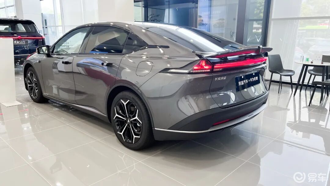 15万级神仙打架,26款深蓝L07对比海豹07 DM-i