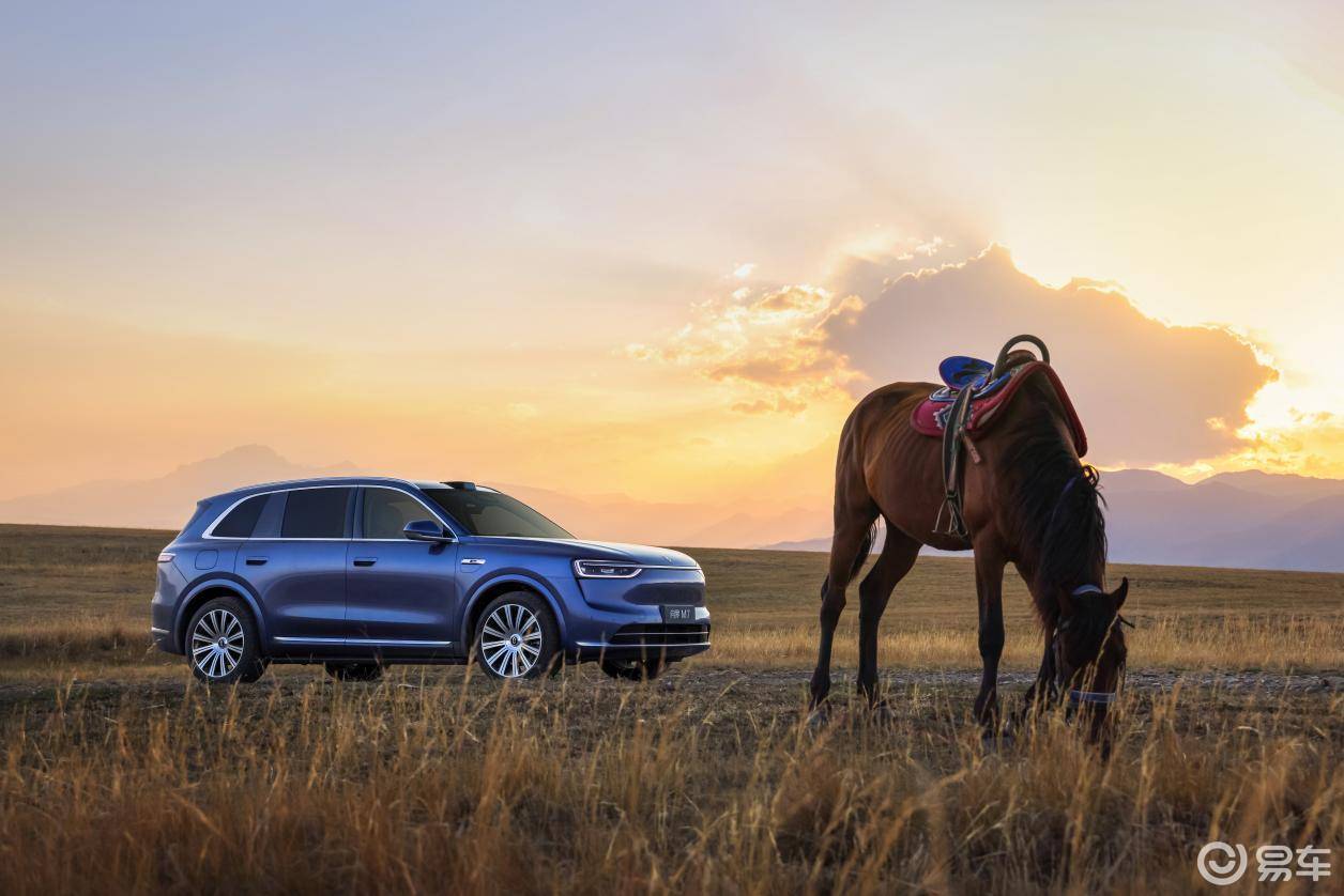 国民SUV幸福旗舰VS奶爸车全新问界M7和理想L8谁更胜