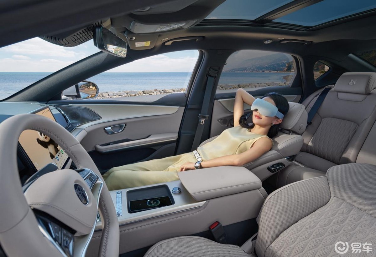 越级进享!比亚迪汉长续航版上市