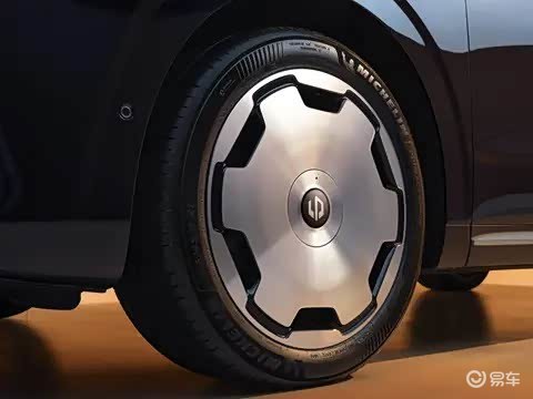 零跑飘了?D19预估要卖25-30万?凭什么卖“高价”?