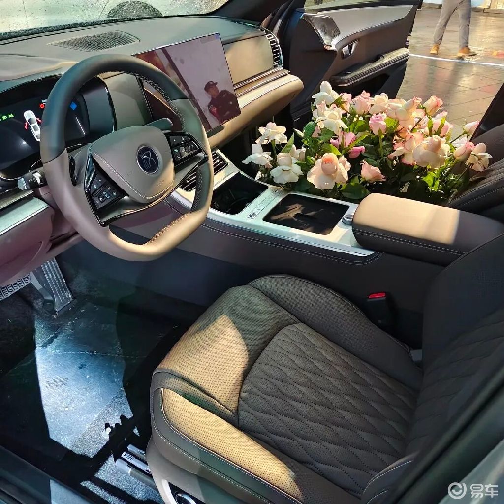 汉长续航版成都上市:15.98万起售,245km纯电续航