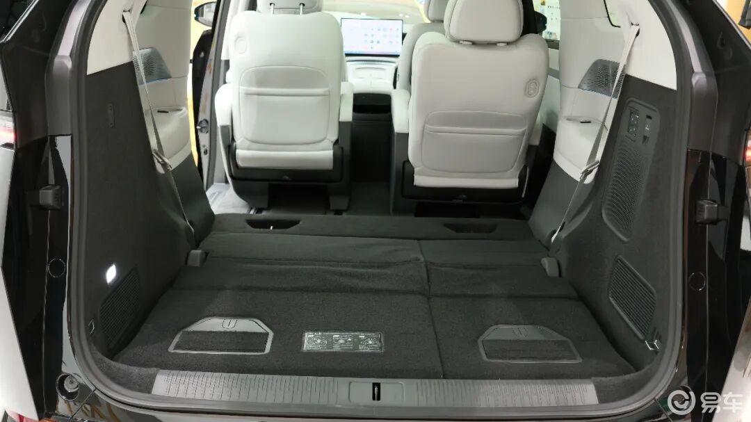 探店小鹏X9增程版,相比纯电多处优化,不止切换动力