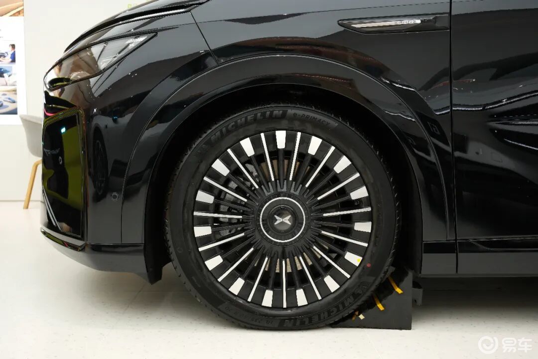 探店小鹏X9增程版，相比纯电多处优化，不止切换动力