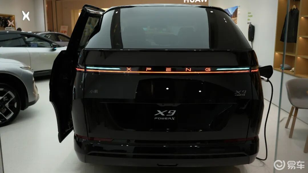 探店小鹏X9增程版,相比纯电多处优化,不止切换动力
