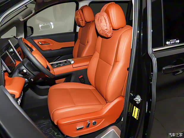 燃油/纯电/增程多动力可选 预售价16.98万起 锐胜M8开启预售