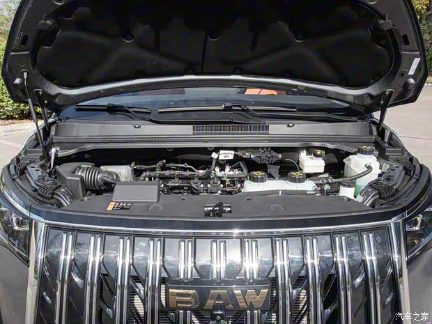 燃油/纯电/增程多动力可选 预售价16.98万起 锐胜M8开启预售