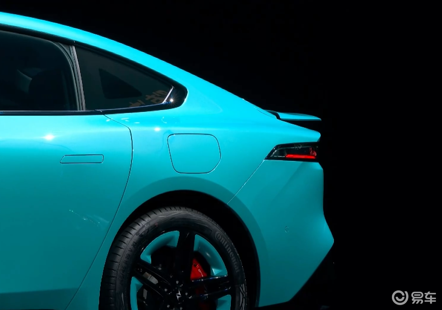 【E汽车】东风奕派eπ007+上市,限时13.99万起