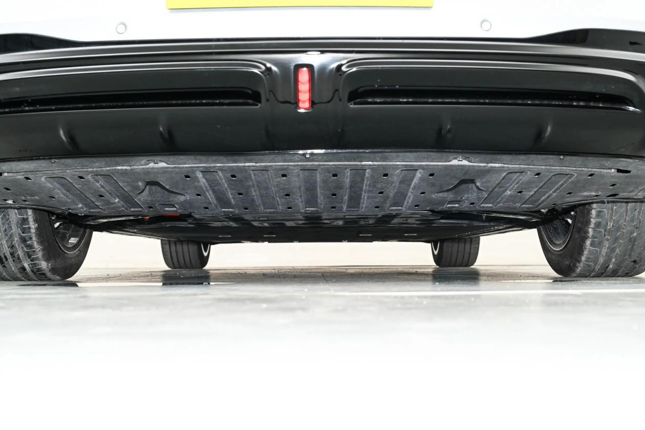 纯电家轿,长安启源A06竞对小鹏M03,谁才是最终之选?