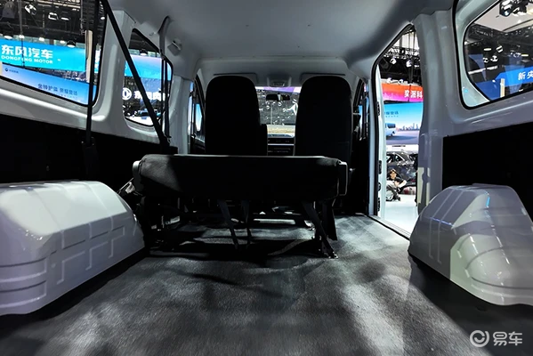 长安凯程V919荣耀版:创富路上的硬核搭档丨卡车之友网