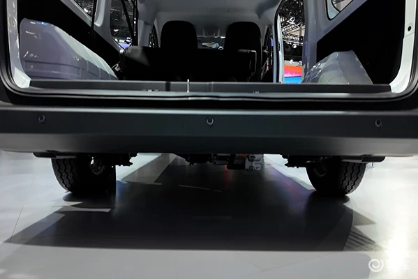 长安凯程V919荣耀版:创富路上的硬核搭档丨卡车之友网