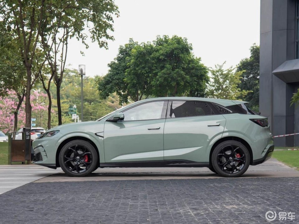 零跑Lafa5碰上小鹏MONAM03、海豹06GT如何选