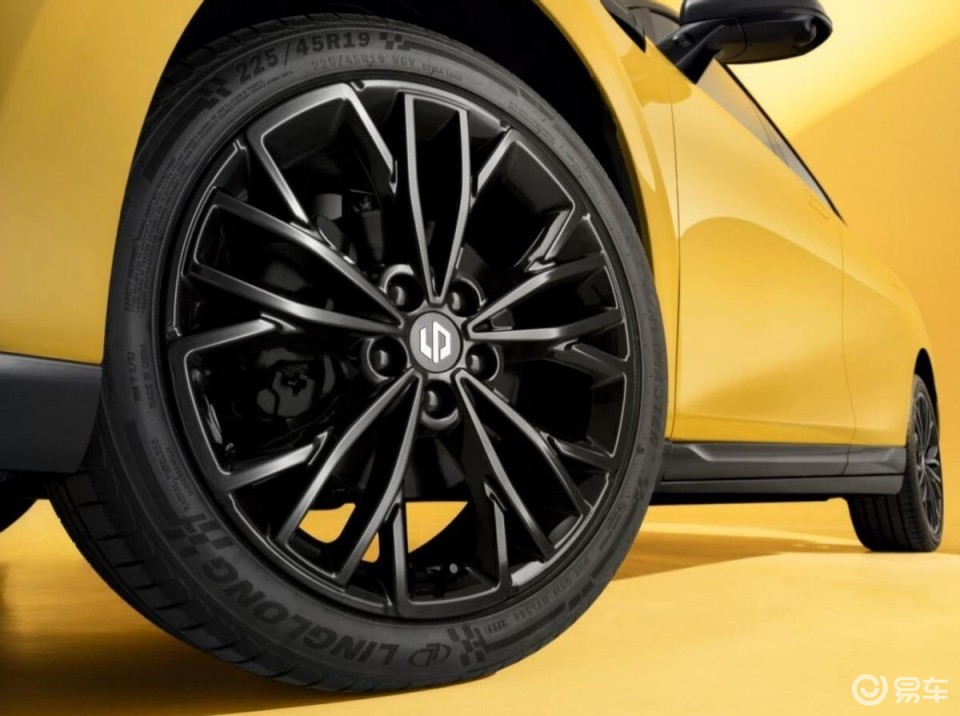 零跑Lafa5碰上小鹏MONAM03、海豹06GT如何选