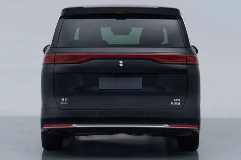 比亚迪又出新品牌！领汇M9官图发布，7座插混MPV来了