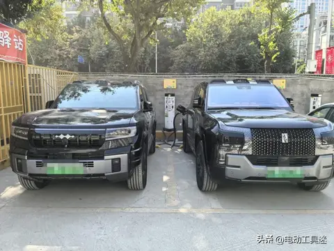 方程豹钛7家族凑齐，纯电版本、两驱激光雷达版将加推，继续传奇